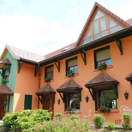 L'Auberge Des Gourmets Hotel Restaurant Le Vaudioux エクステリア 写真