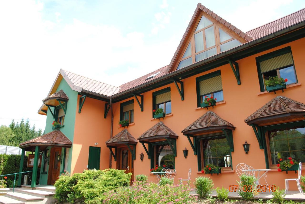 L'Auberge Des Gourmets Hotel Restaurant Le Vaudioux エクステリア 写真