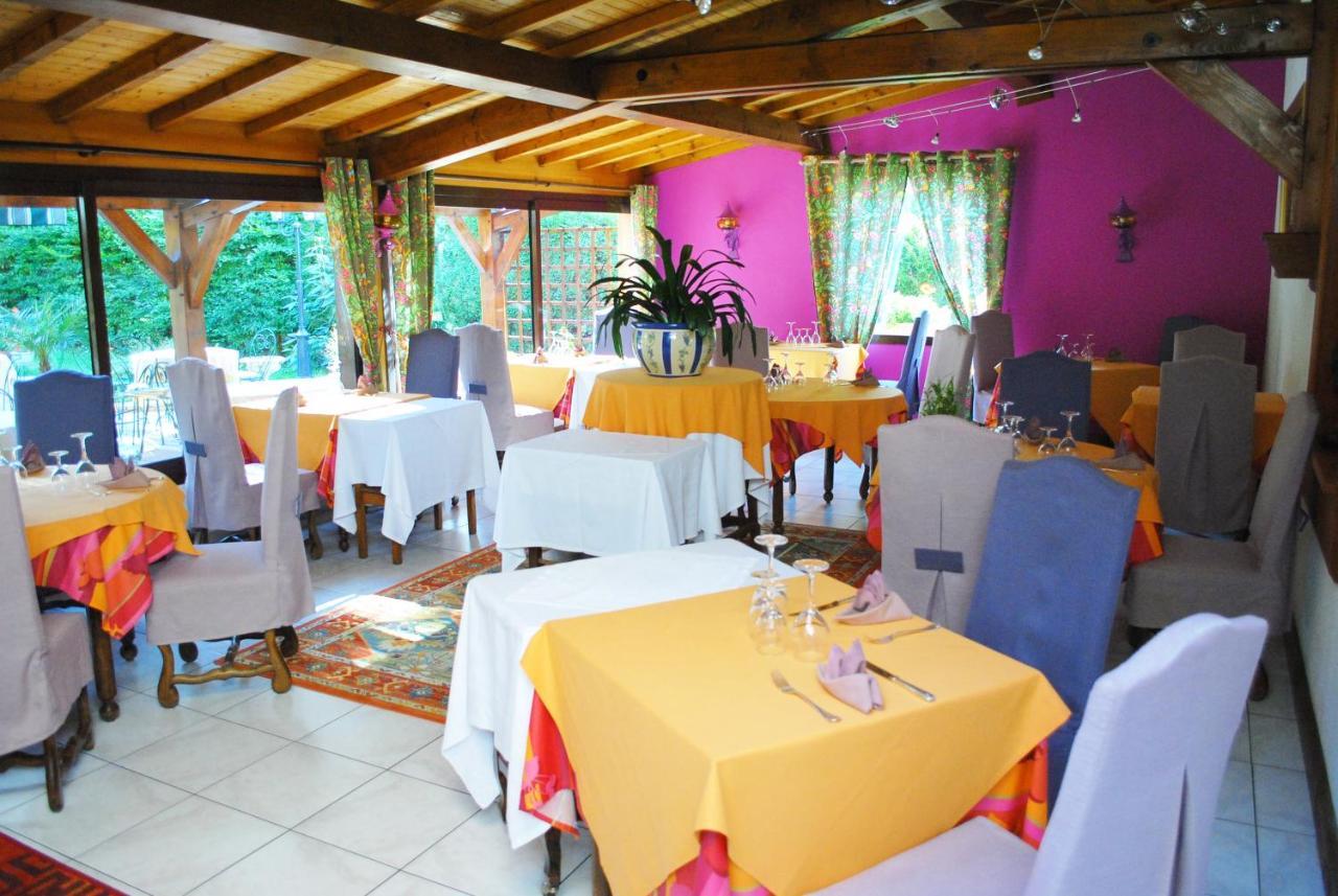 L'Auberge Des Gourmets Hotel Restaurant Le Vaudioux エクステリア 写真